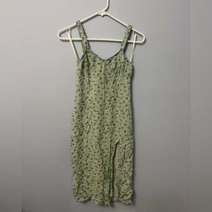 Gorgeous mint green floral midi dress!